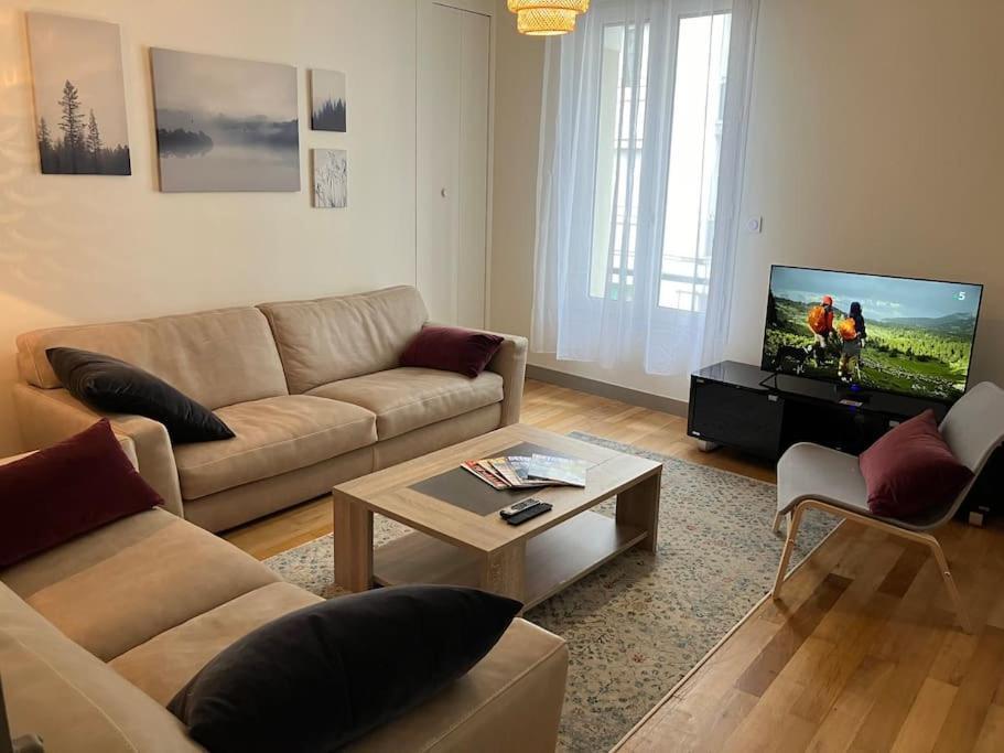 Appartement Spacieux En Centre Ville Vendome Luaran gambar