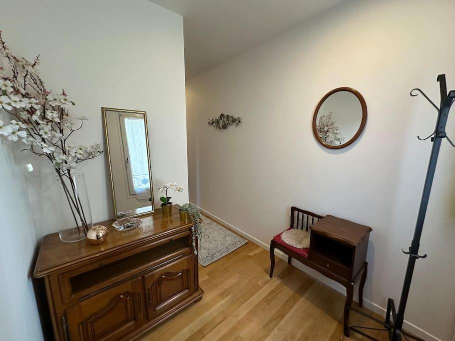Appartement Spacieux En Centre Ville Vendome Luaran gambar