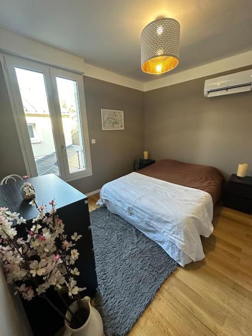 Appartement Spacieux En Centre Ville Vendome Luaran gambar
